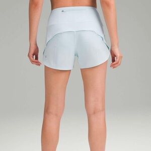 Lululemon Speed Up High-Rise Lined Short 4"
Powder Blue